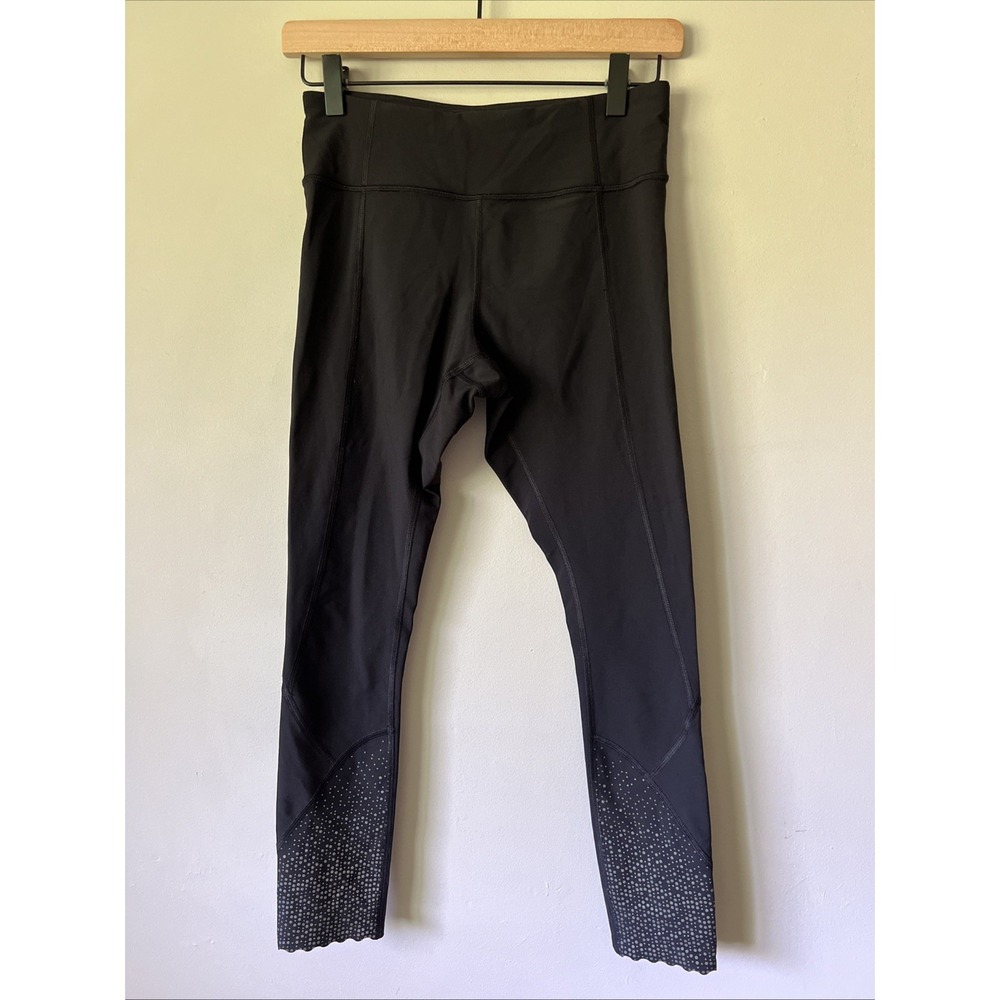 Lululemon Tight Stuff Scalloped Hem Reflective Lux Black Cropped Size 6 Run L1
